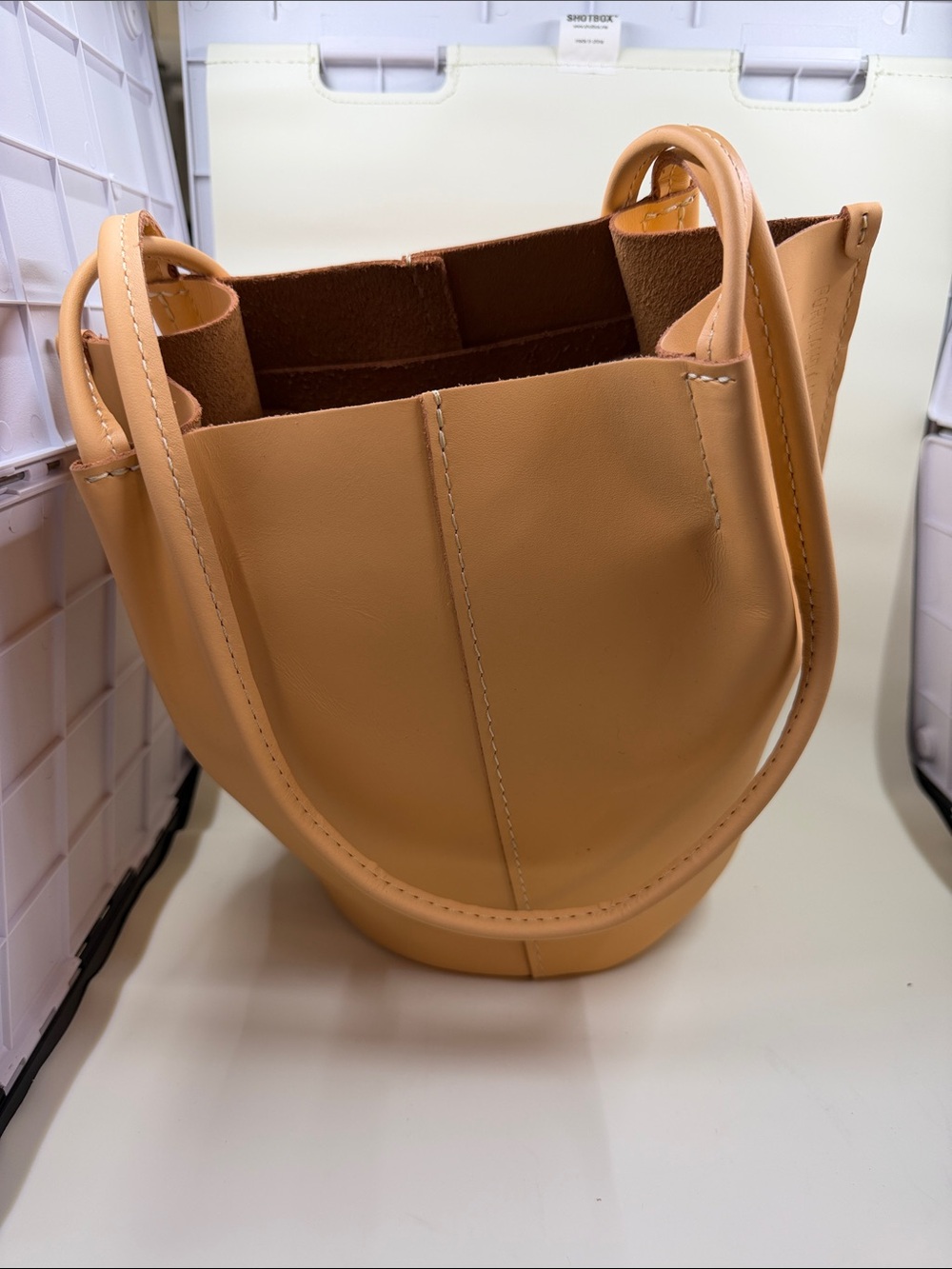 Portland Leather Devan Bucket Tote - Mamey (it's like a creamsicle)